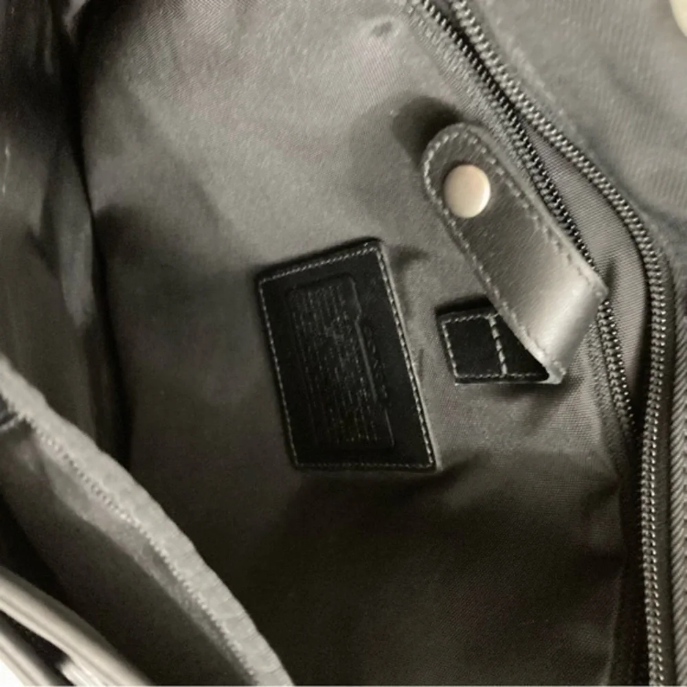 Coach 5019 vintage black nylon leather messenger business bag